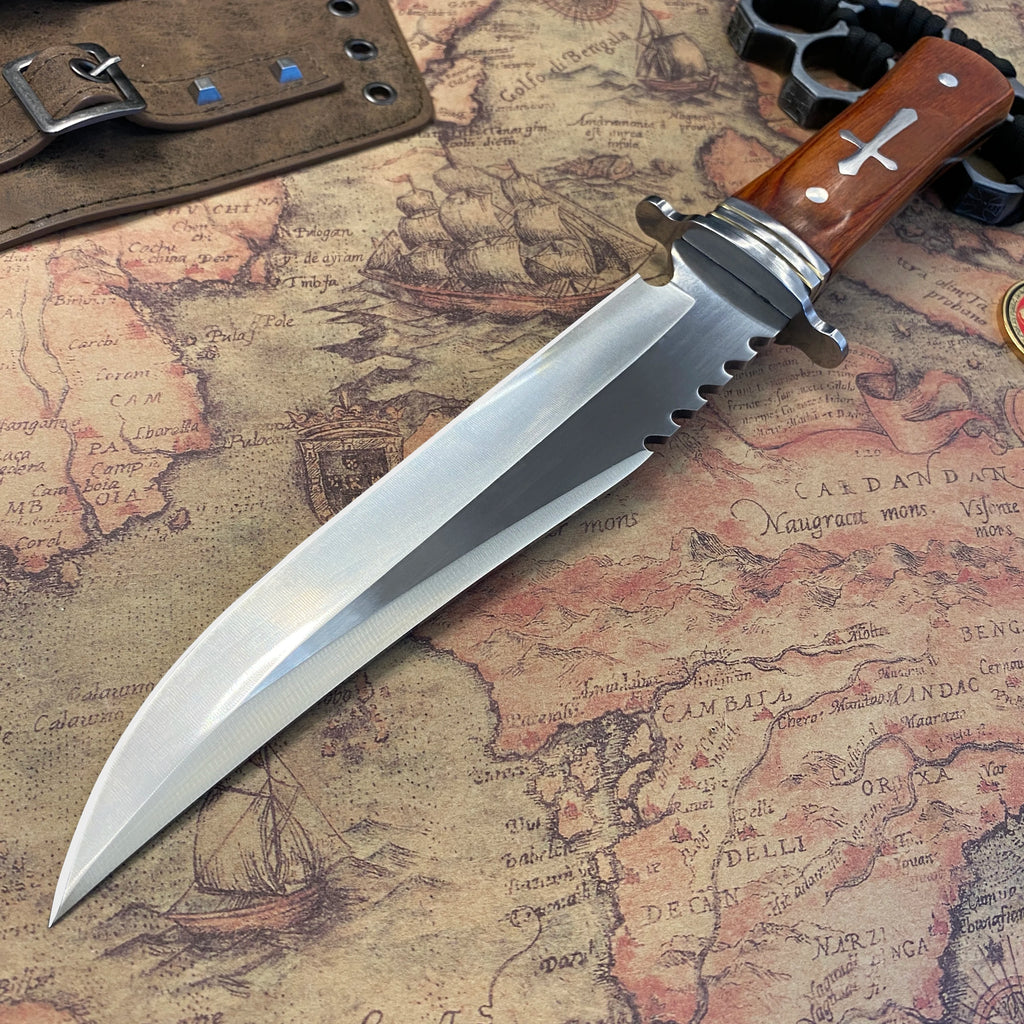 A survival/ Hunting knife