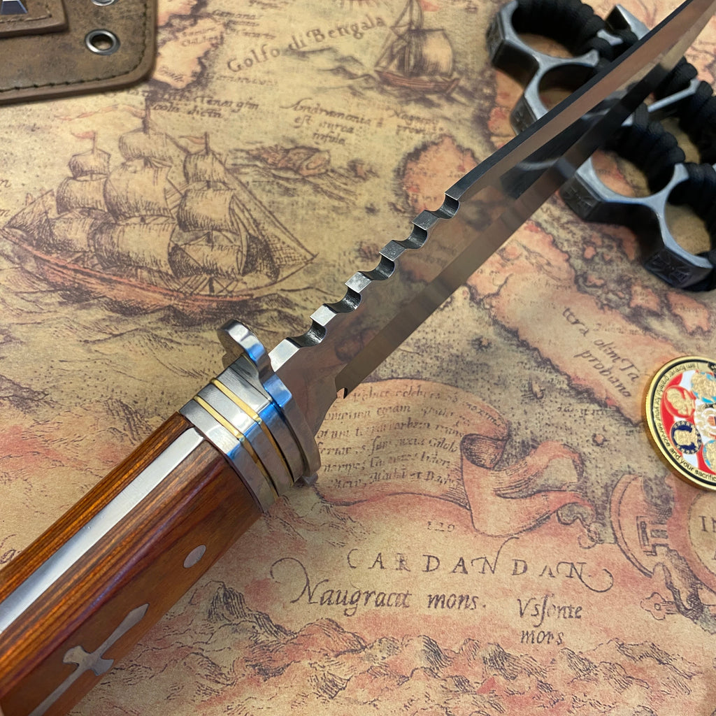 A survival/ Hunting knife